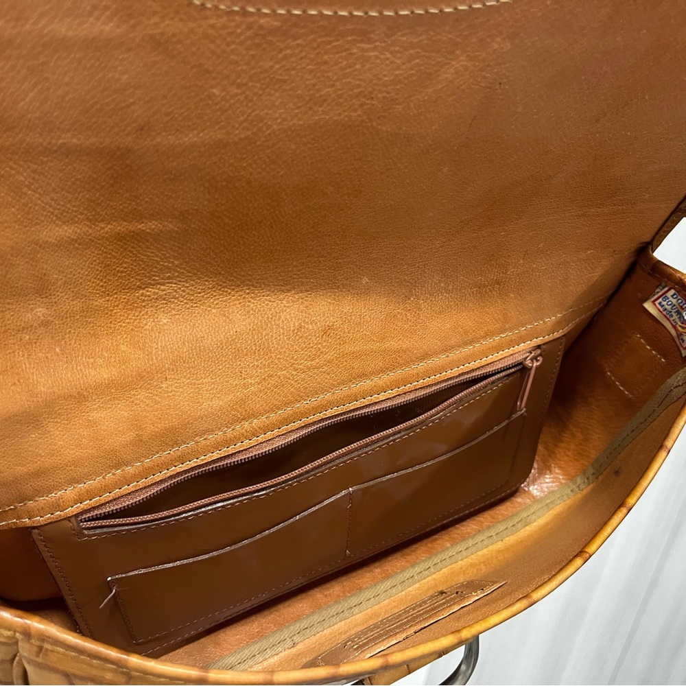 DOONEY AND BOURKE BAYOU COLLECTION SHOULDER BAG BFPM-06-396 - Picture 13 of 16